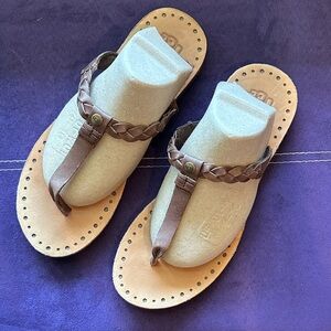 UGG Sandals Size 8 / 39